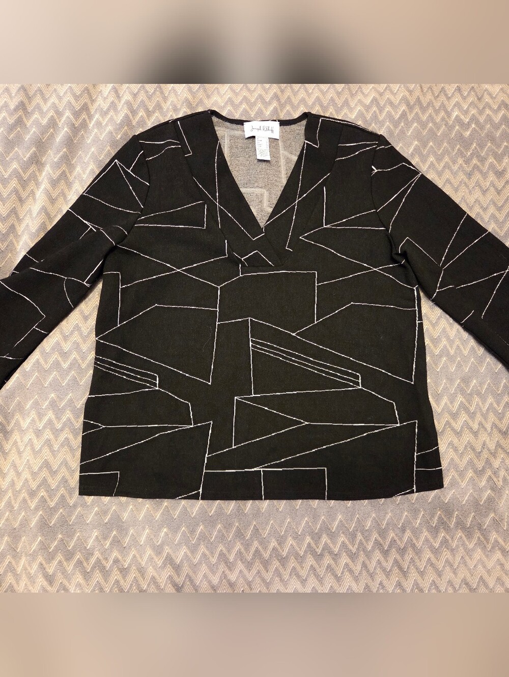 Joseph Ribkoff Geometric Shirt - Picture 2 of 5